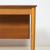 Søborg Møbler ‘model 130’ teak & beech writing desk by Børge Mogensen