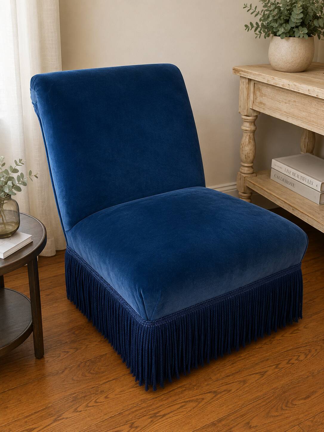 Fauteuil crapaud en velours bleu