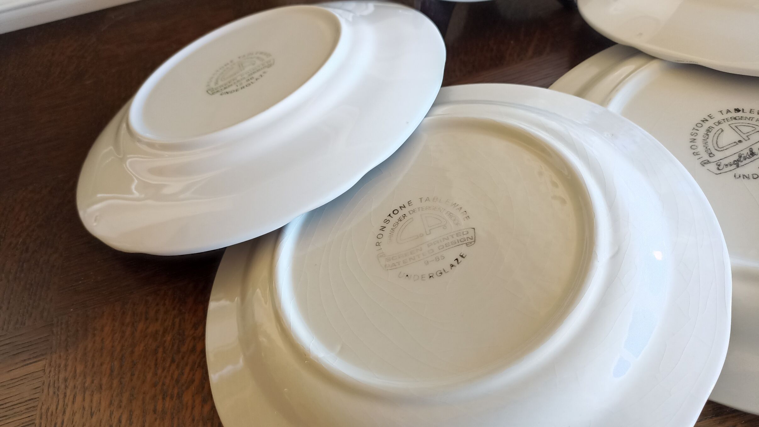 6 flat blue plates in iron earth CP