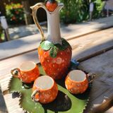 Strawberry liqueur service