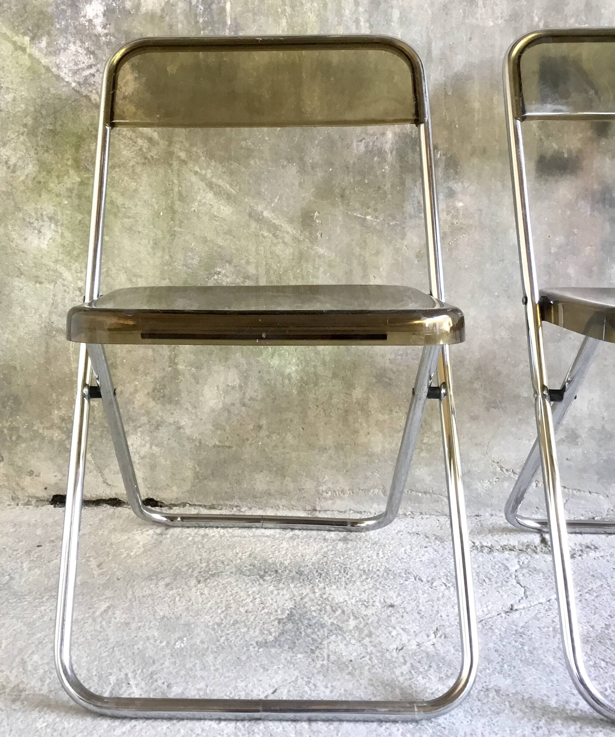 Pair of folding plexiglass and chrome metal chairs - space-age design 1970