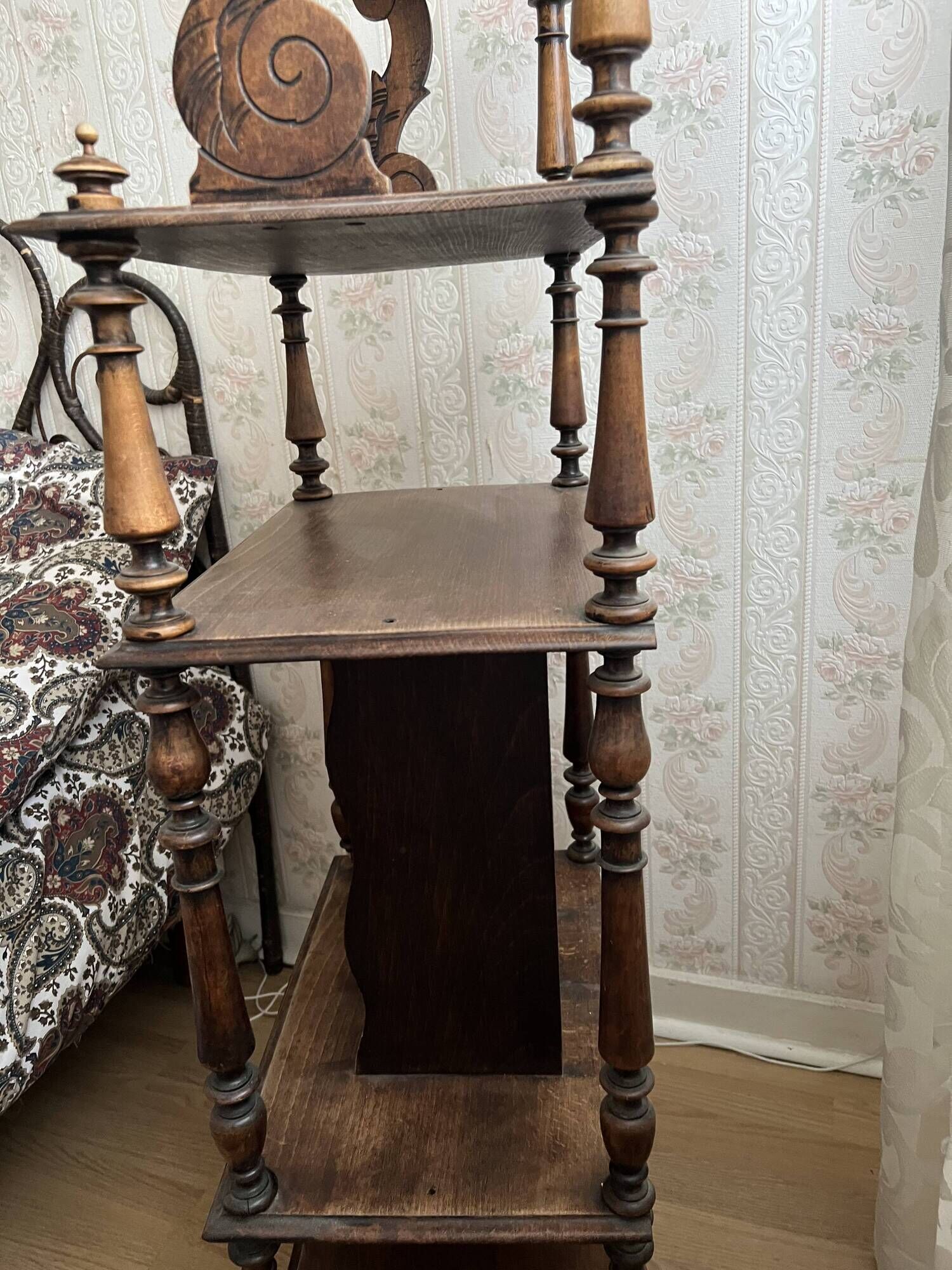 Mobile shelving unit