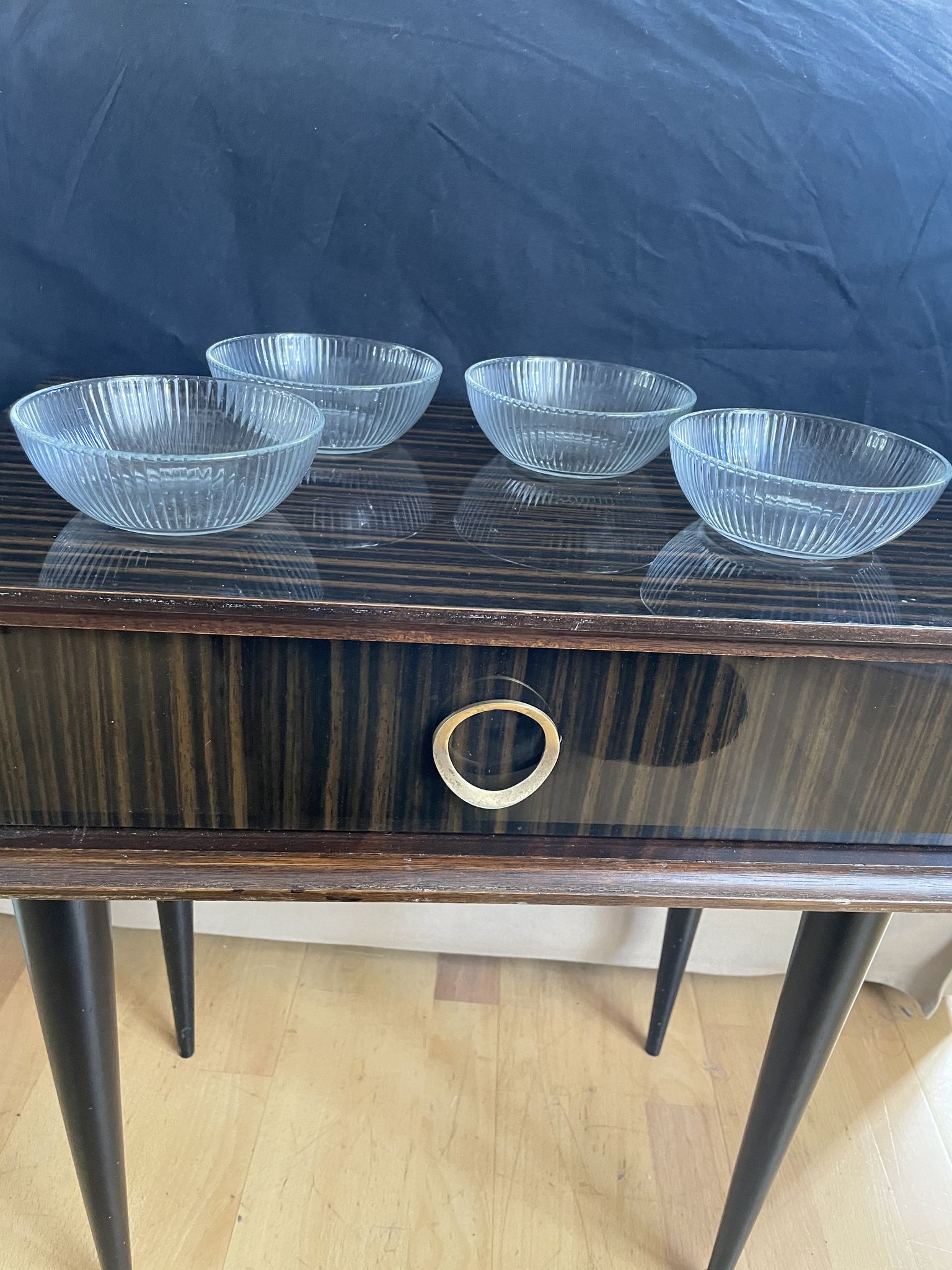 Set of 4 vintage covetro ramekins