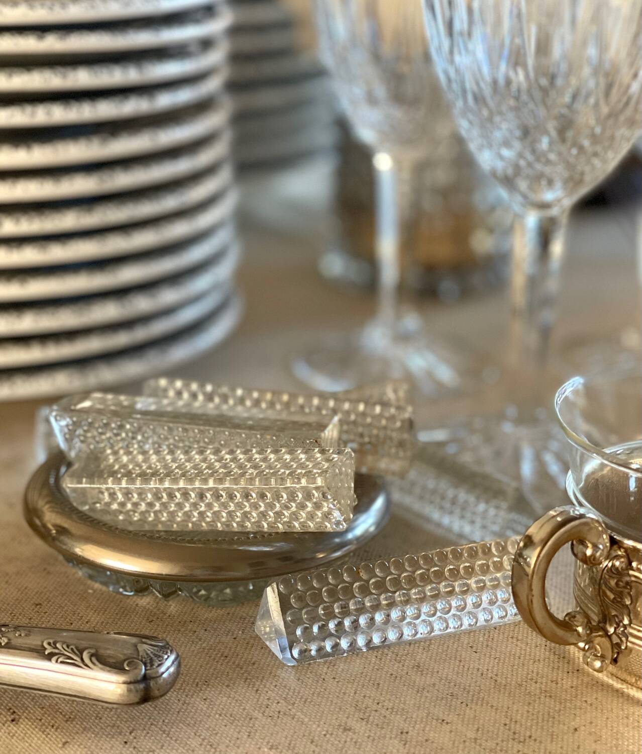 12 glass knife holders.