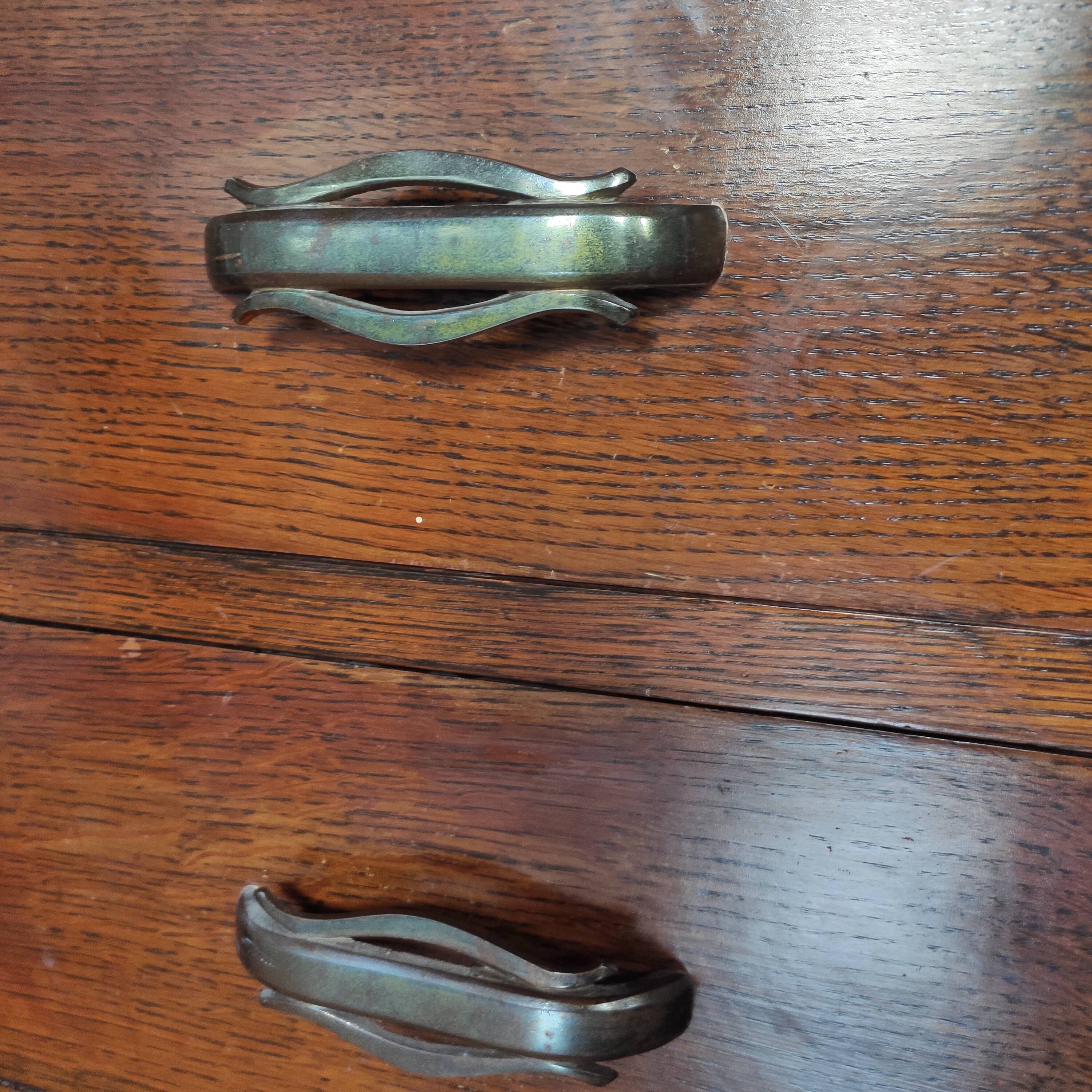 Oak art deco chest of drawers