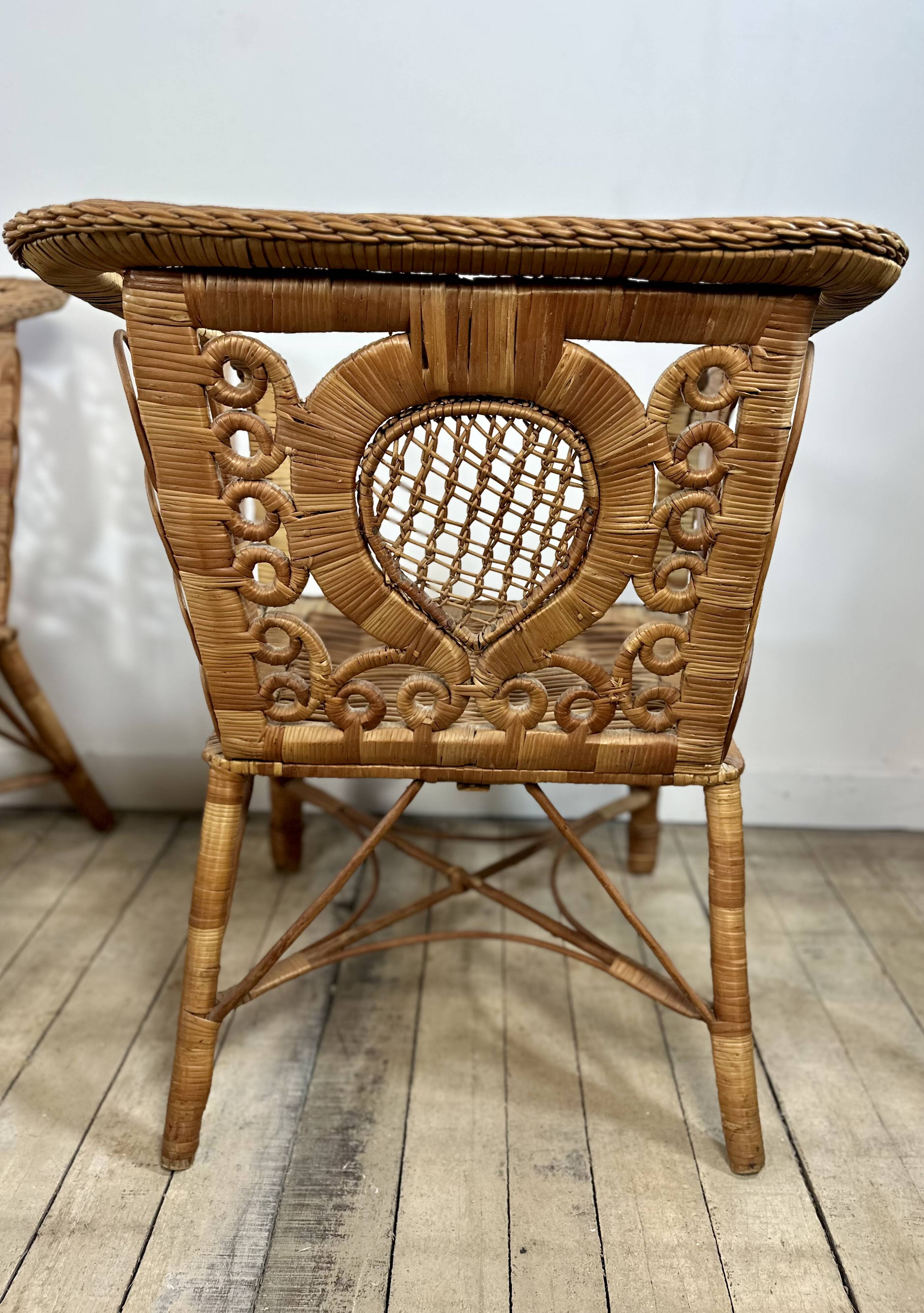 Victorian-style rattan lounge from the 1920s.
