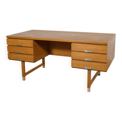Bureau en chêne de style mid-century moderne de Eigil Petersens Møbelfabrik, Danemark, années 1970.