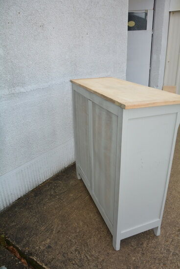 Parisian buffet without door, library, counter