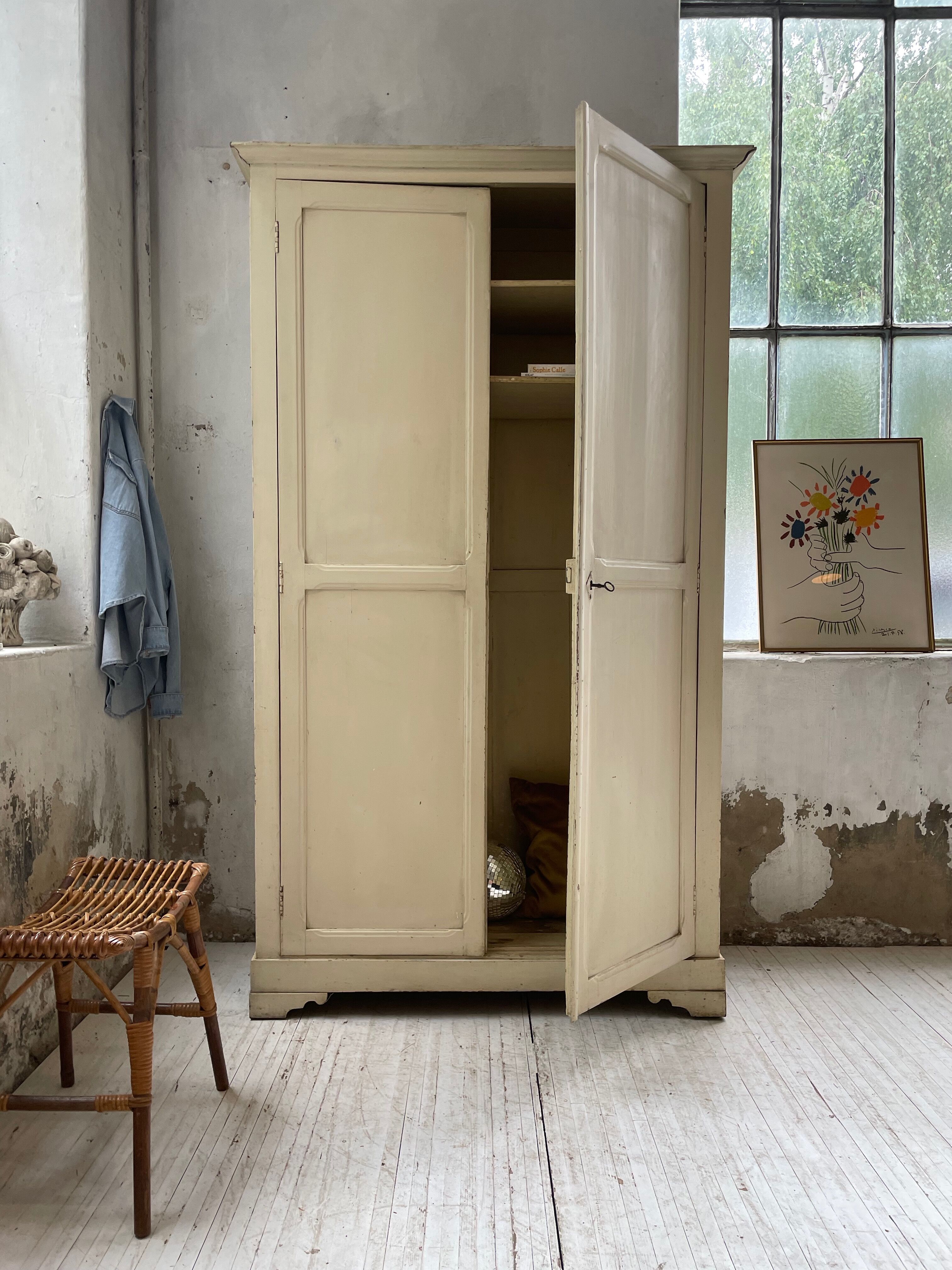 Yellow cupboard