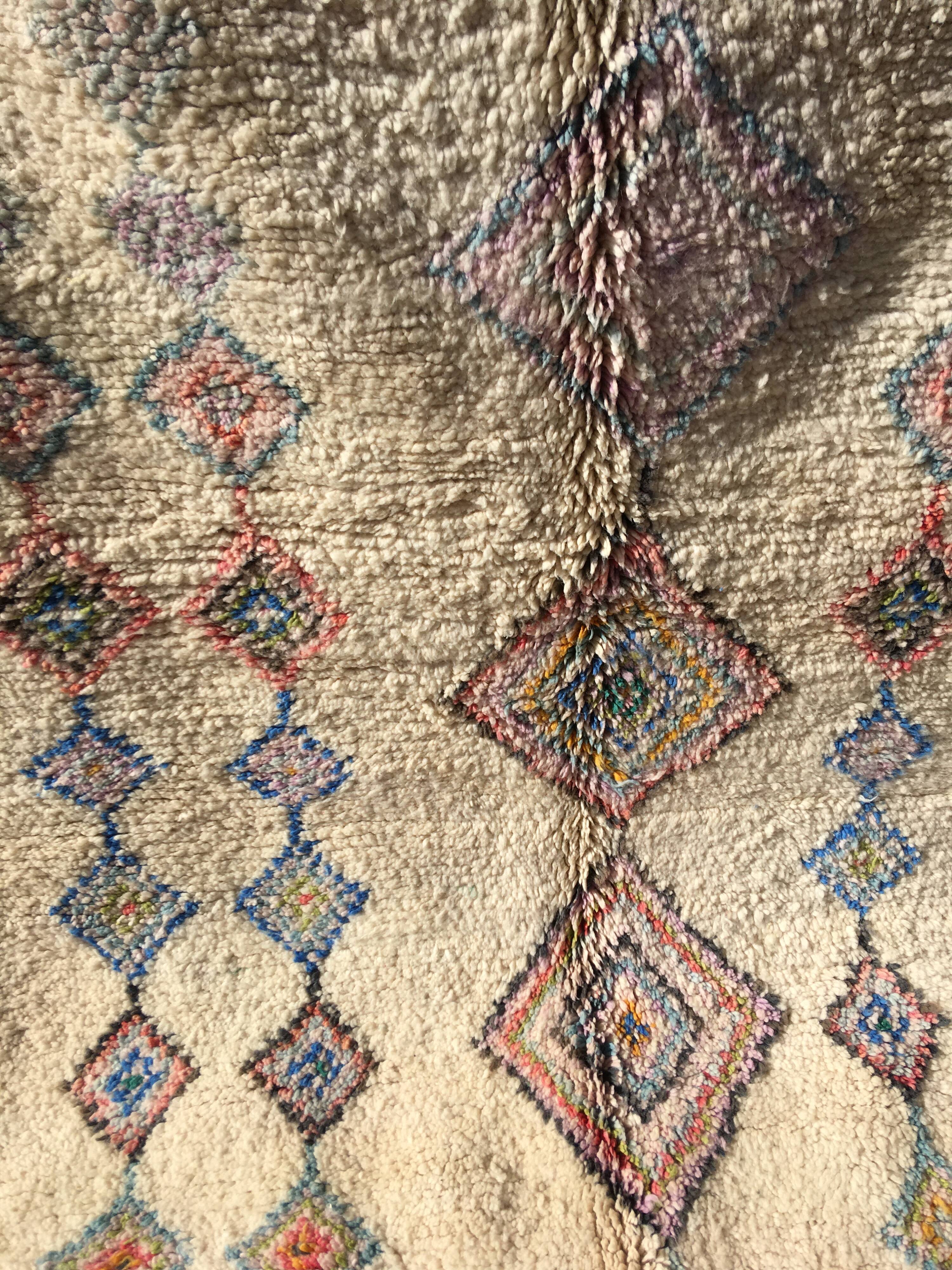 Azilal rug 251 x 145 cm