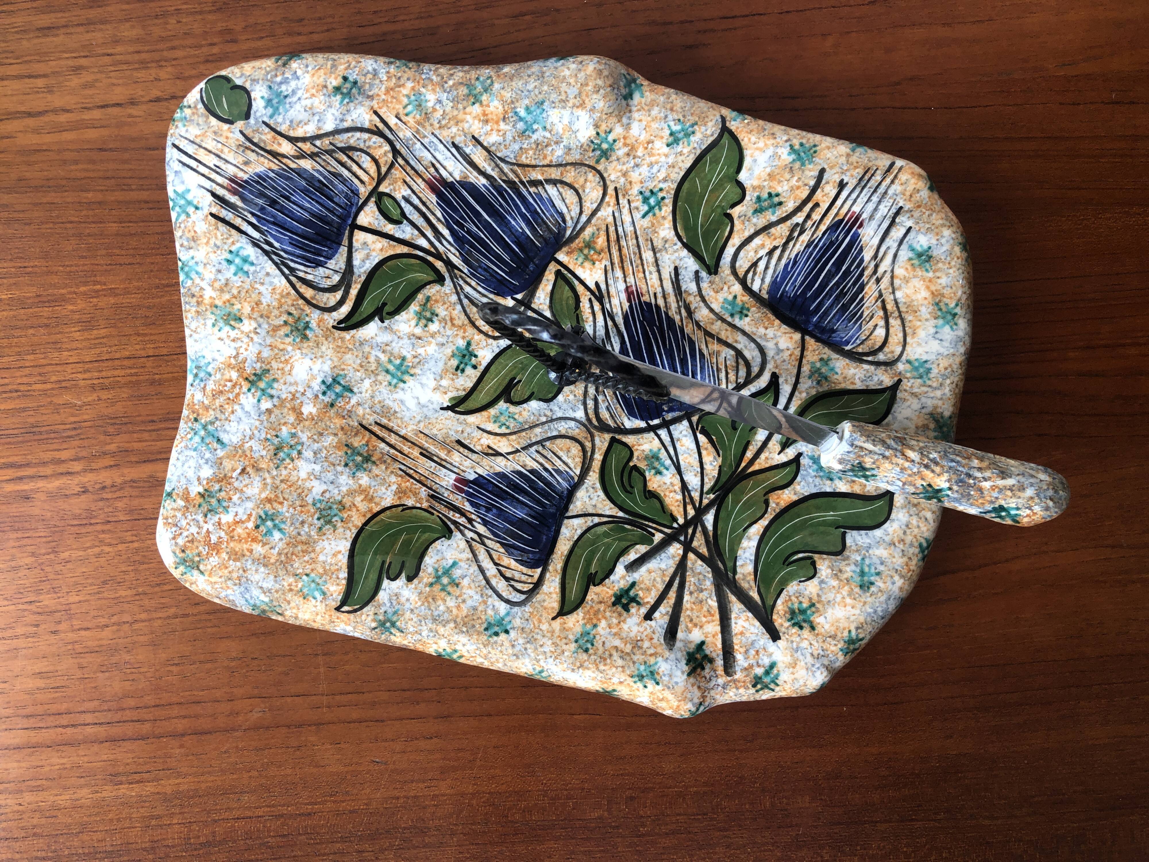 Cheese platter in Vallauris earthenware vintage with its knife