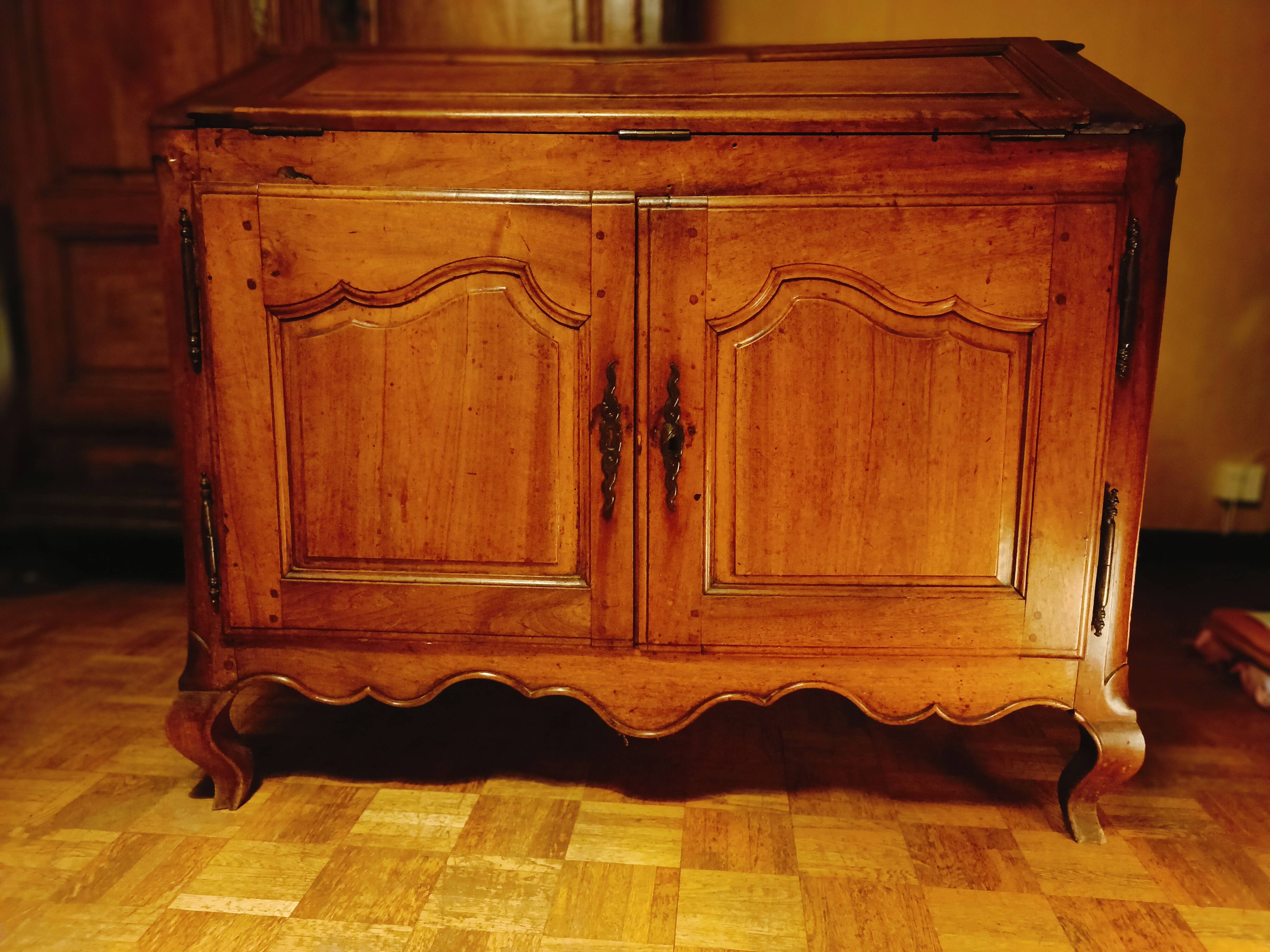Secrétaire dos d'âne Louis XV