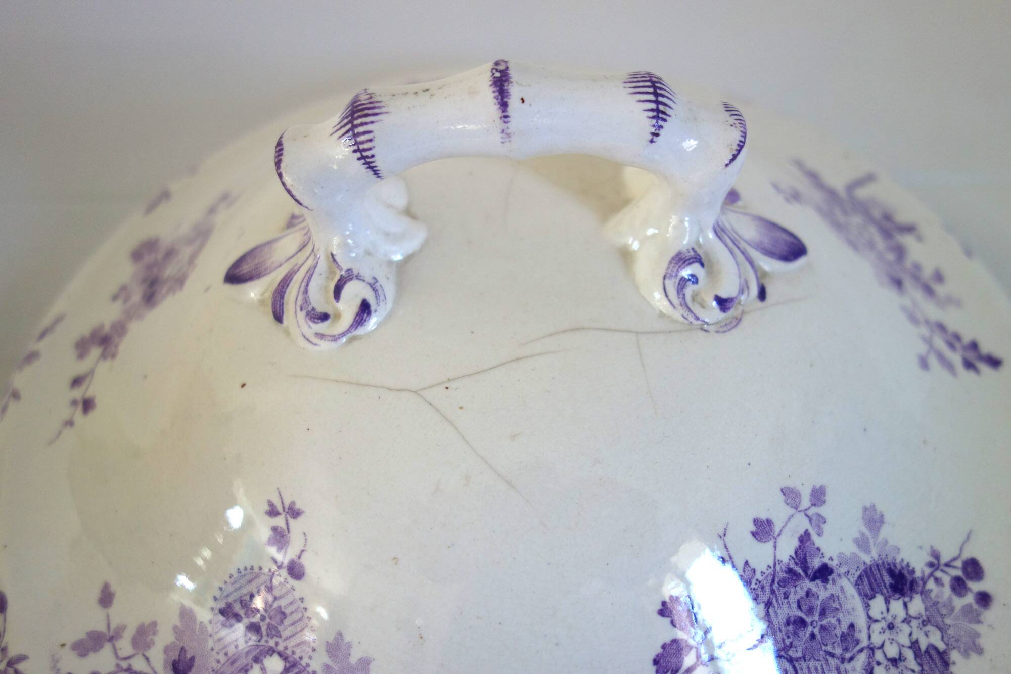 Longwy soup tureen model Hanoi, ironstone, early 20th century.