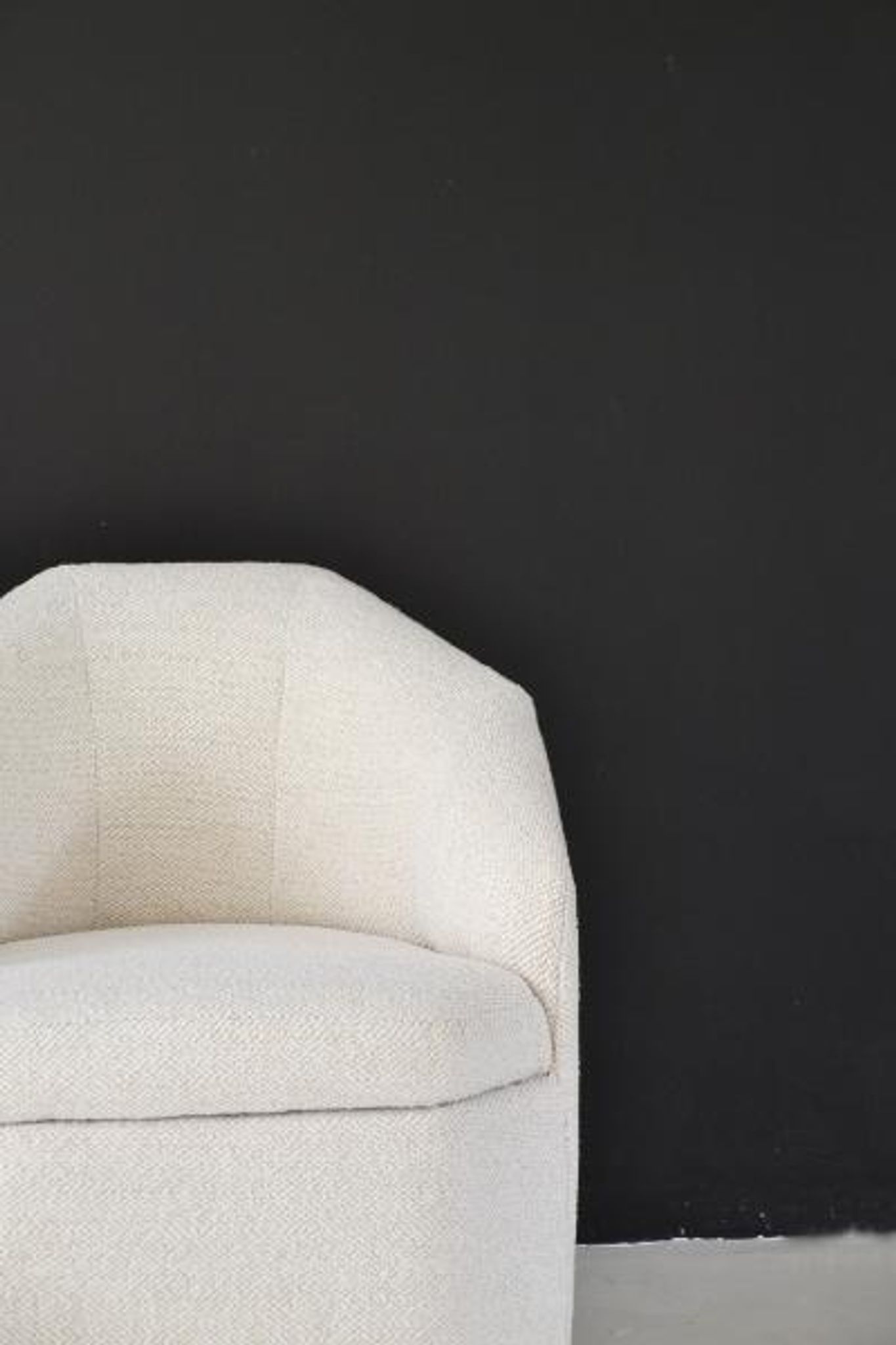 Paire de fauteuils forme hexagonale année 70