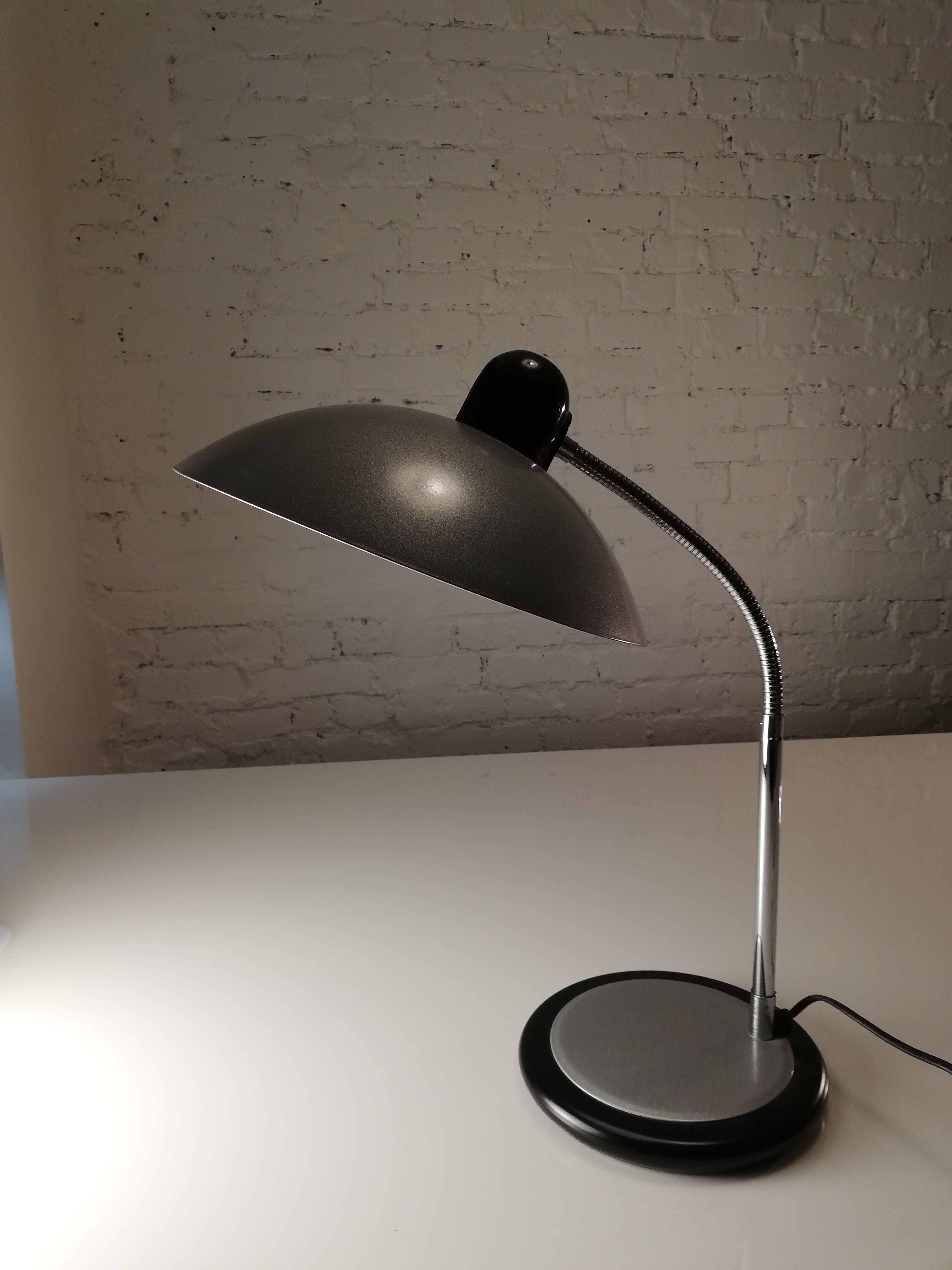 Aluminor desk lamp