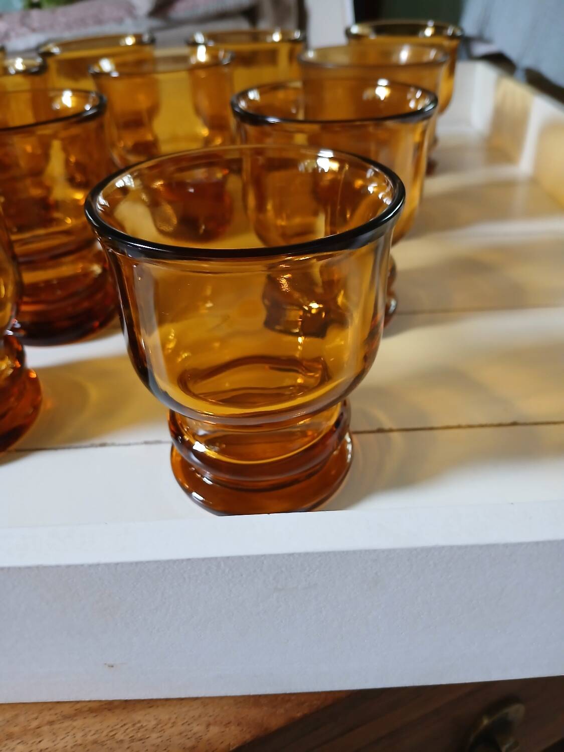 12 water glasses Pernod sa