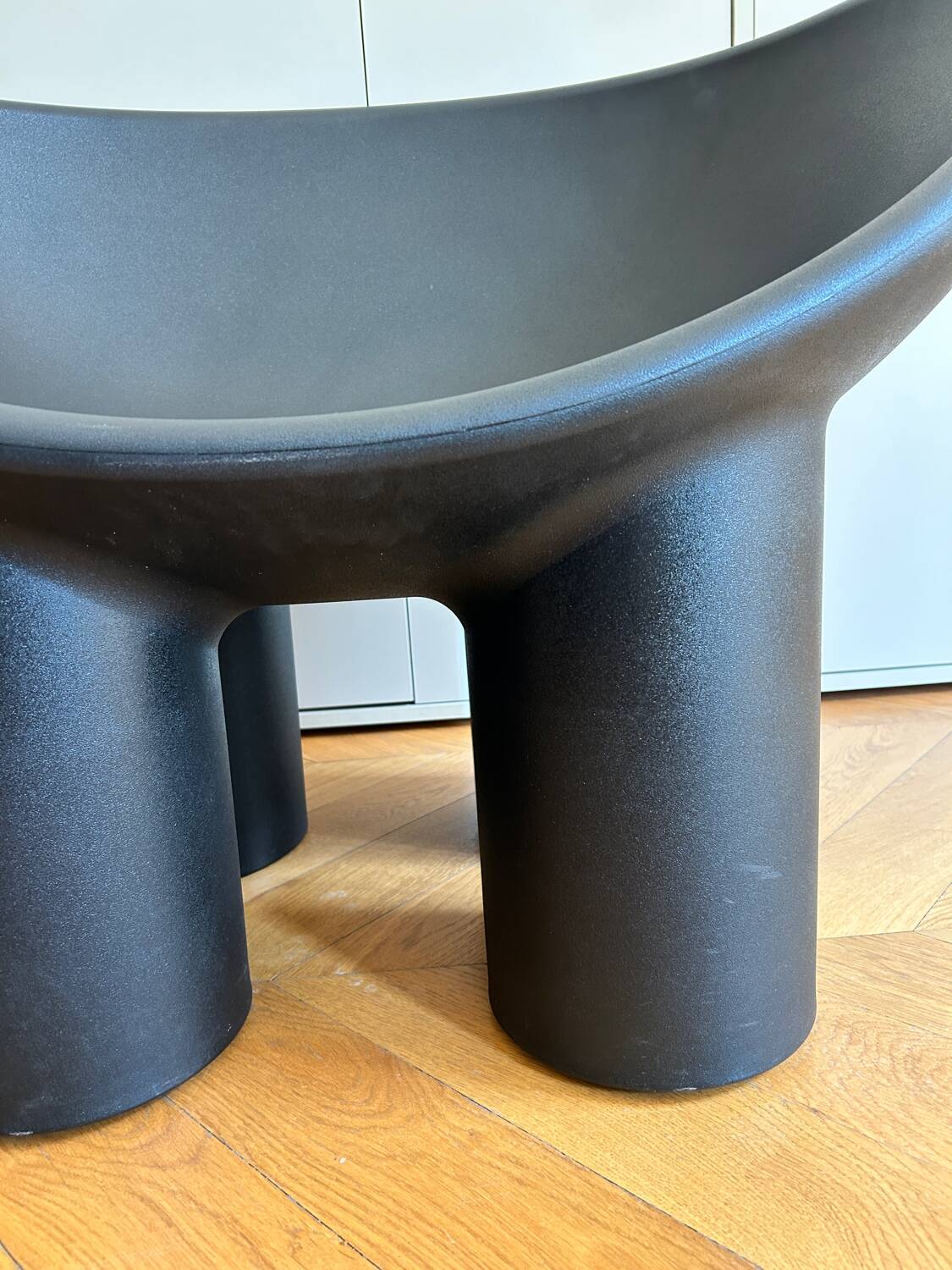 Poly Poly Driade Black 1