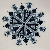 Lot of 12 old flat plates and 2 dishes, Terre de fer Henri II Salins