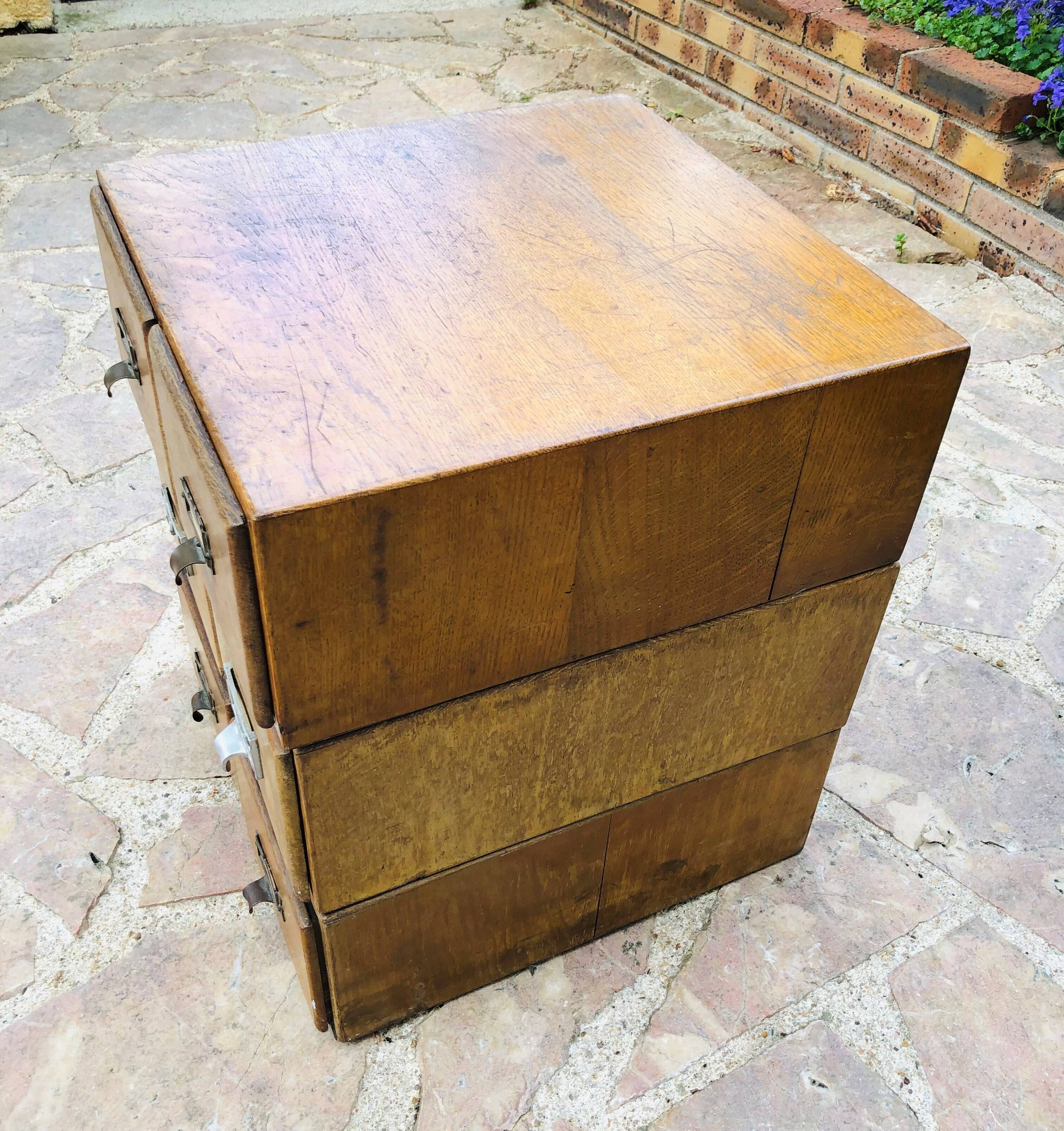 3 Casiers industriels à deux tiroirs en bois