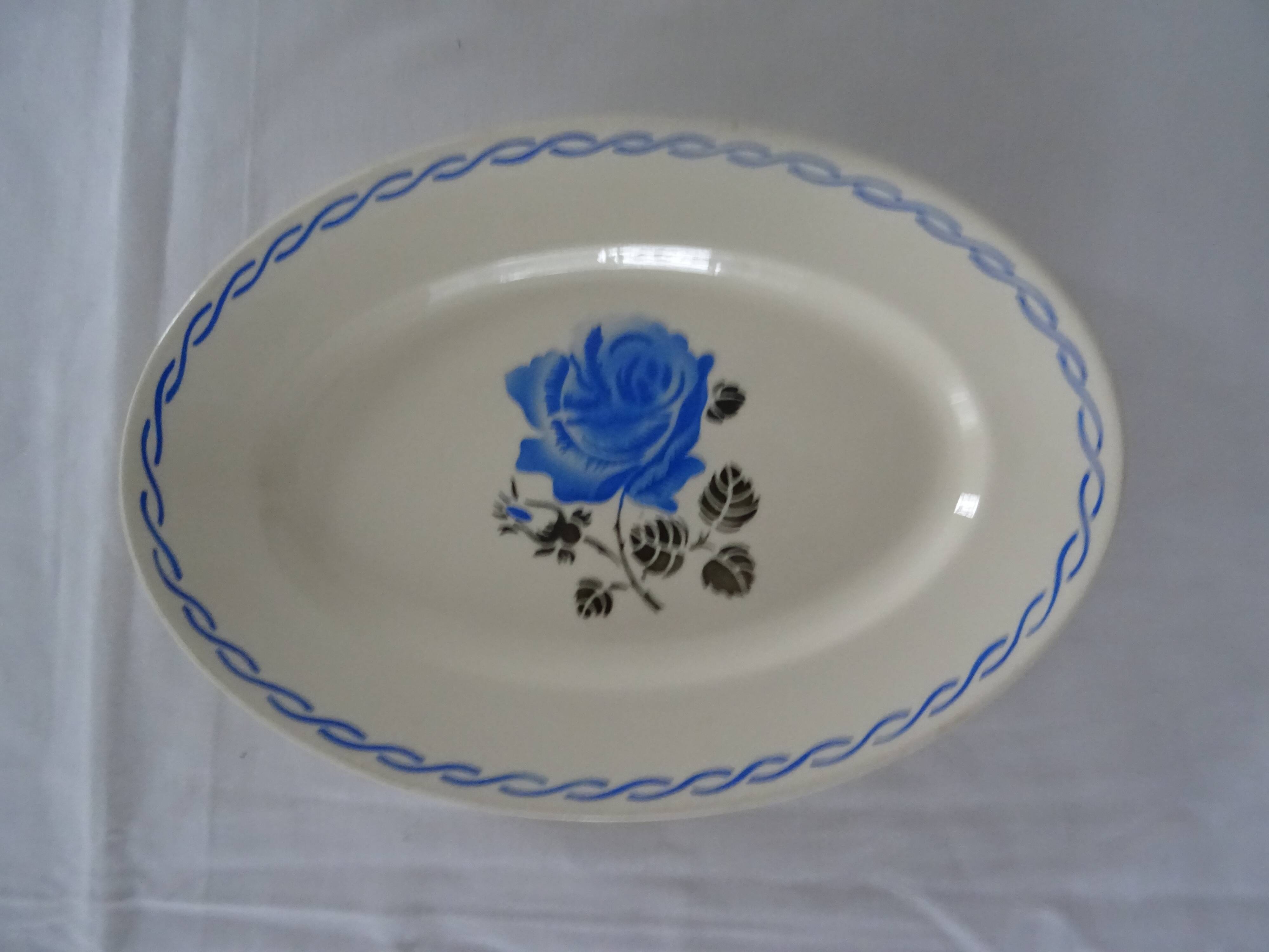 Oval flat earthenware blue flowers 519112 Badonviller