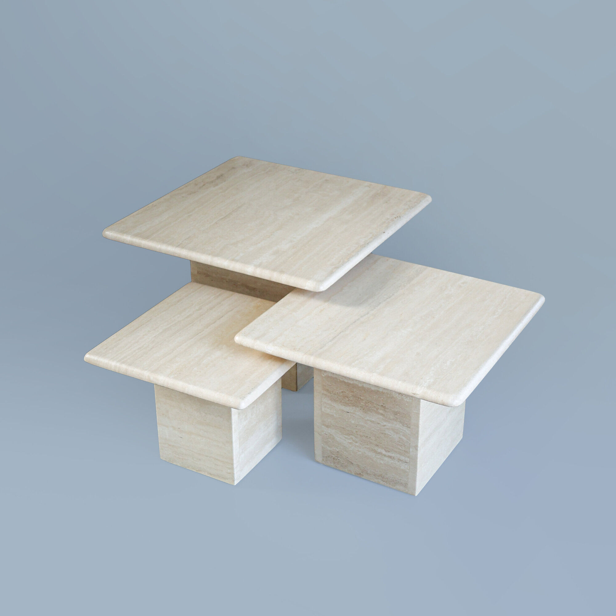 Tables gigognes en travertin italien, années 1970.