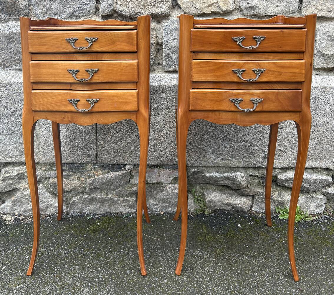 Paire tables de chevet vintage style Louis XV, bois, vintage, années 60