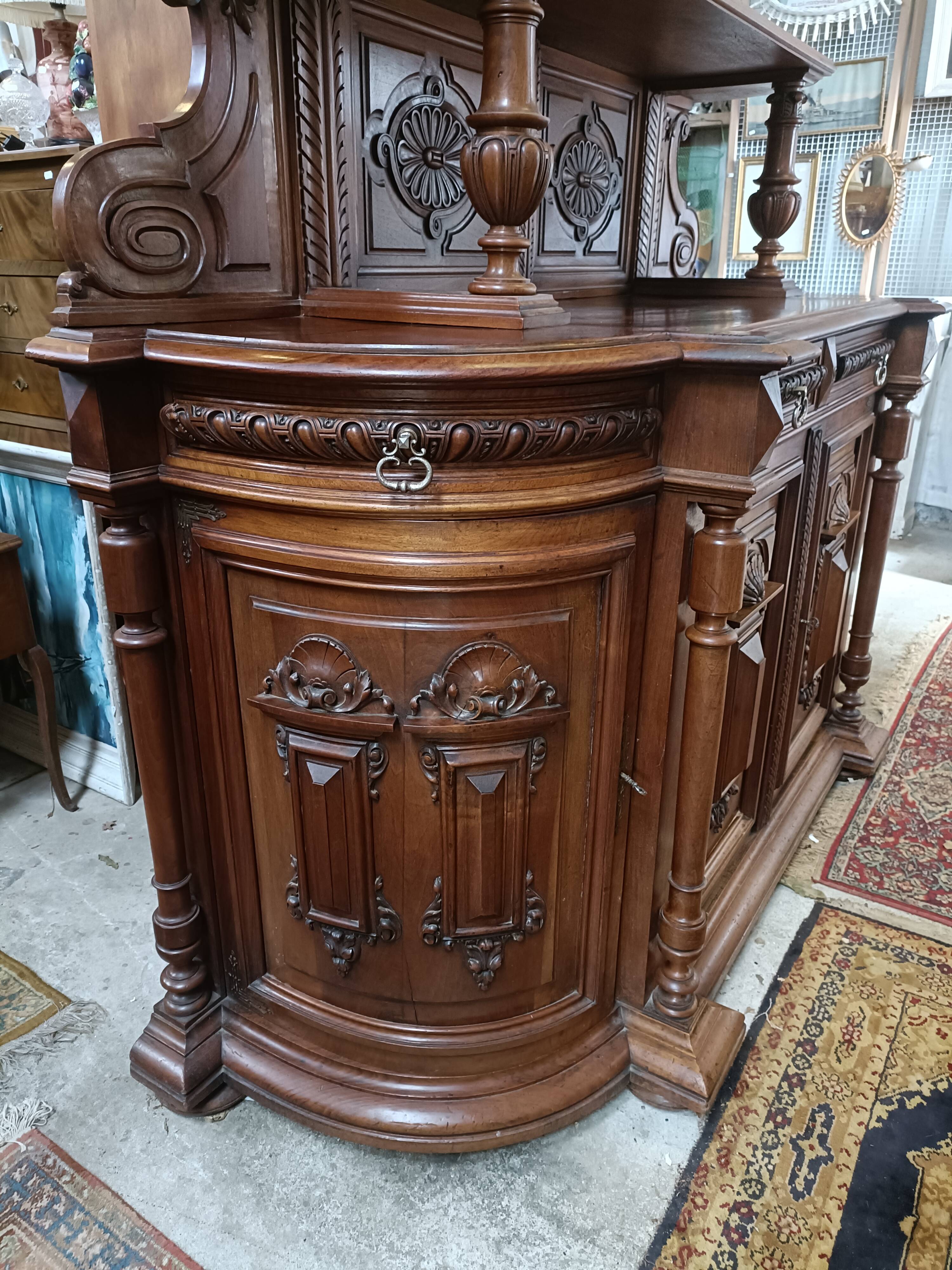 Buffet style Henri II