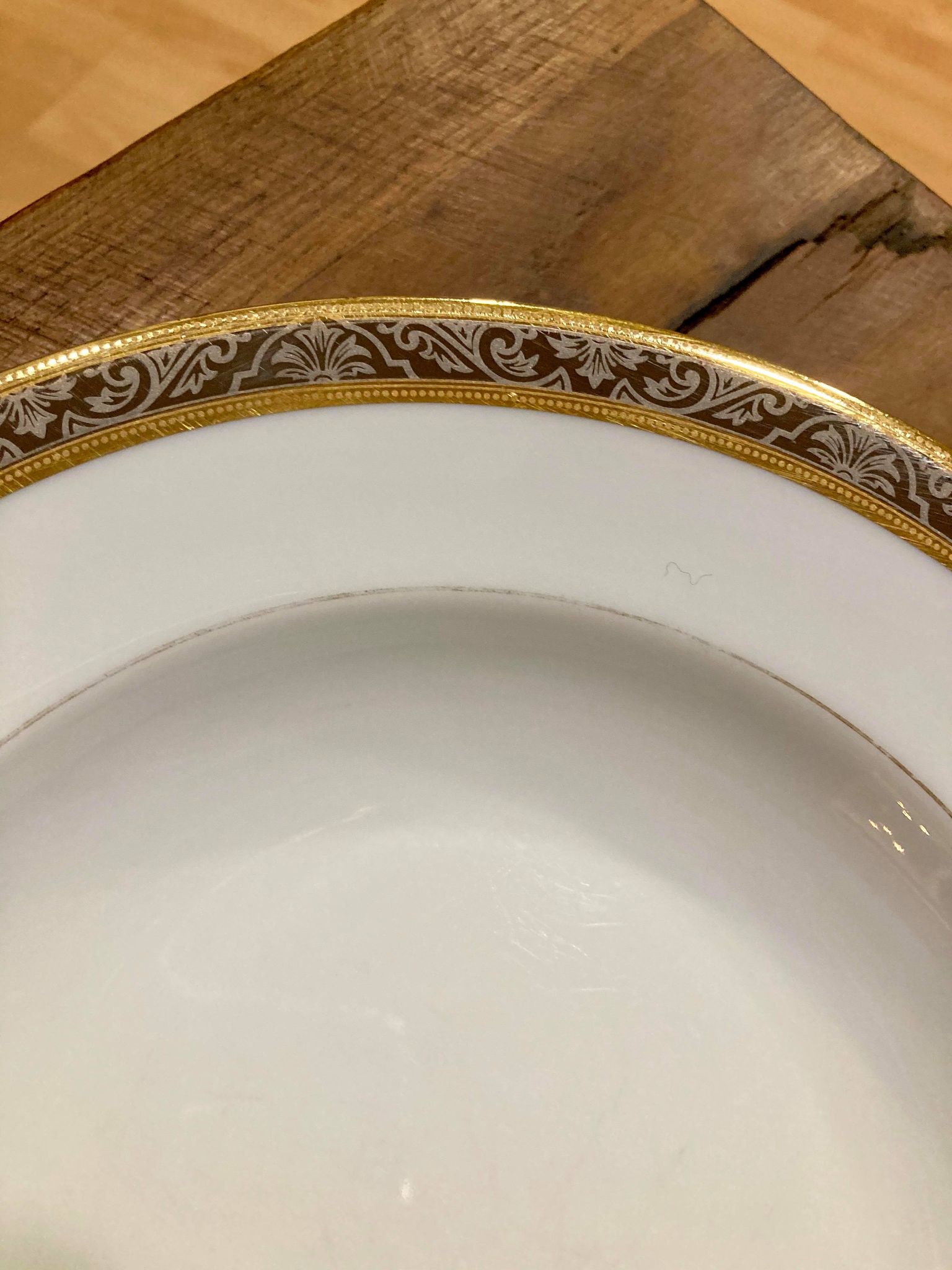 Set of 6 porcelain plates Thierry de Zélicourt