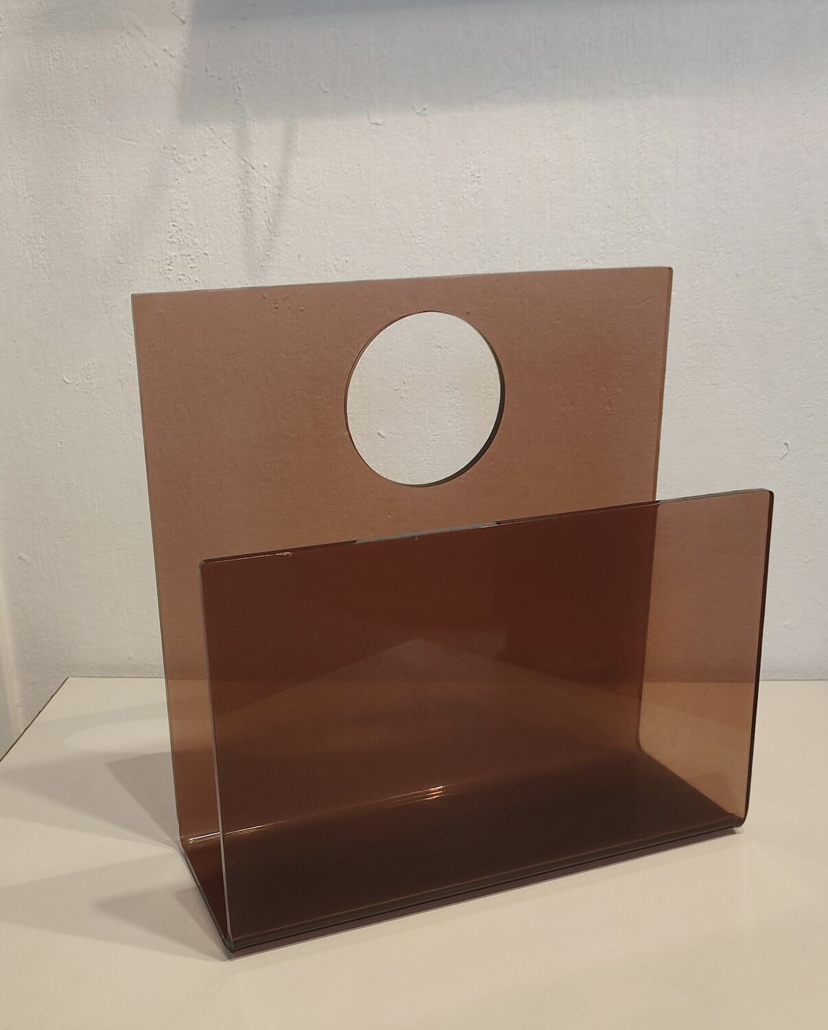 Smoked plexiglass magazine holder 70s.