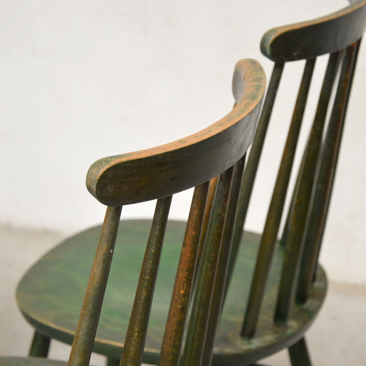4 green chairs, 1960