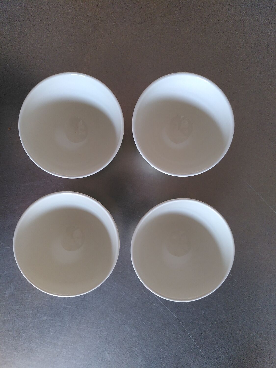 4 Boch medium bowls
