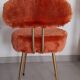 Chaise vintage moumoute Pelfran couleur saumon