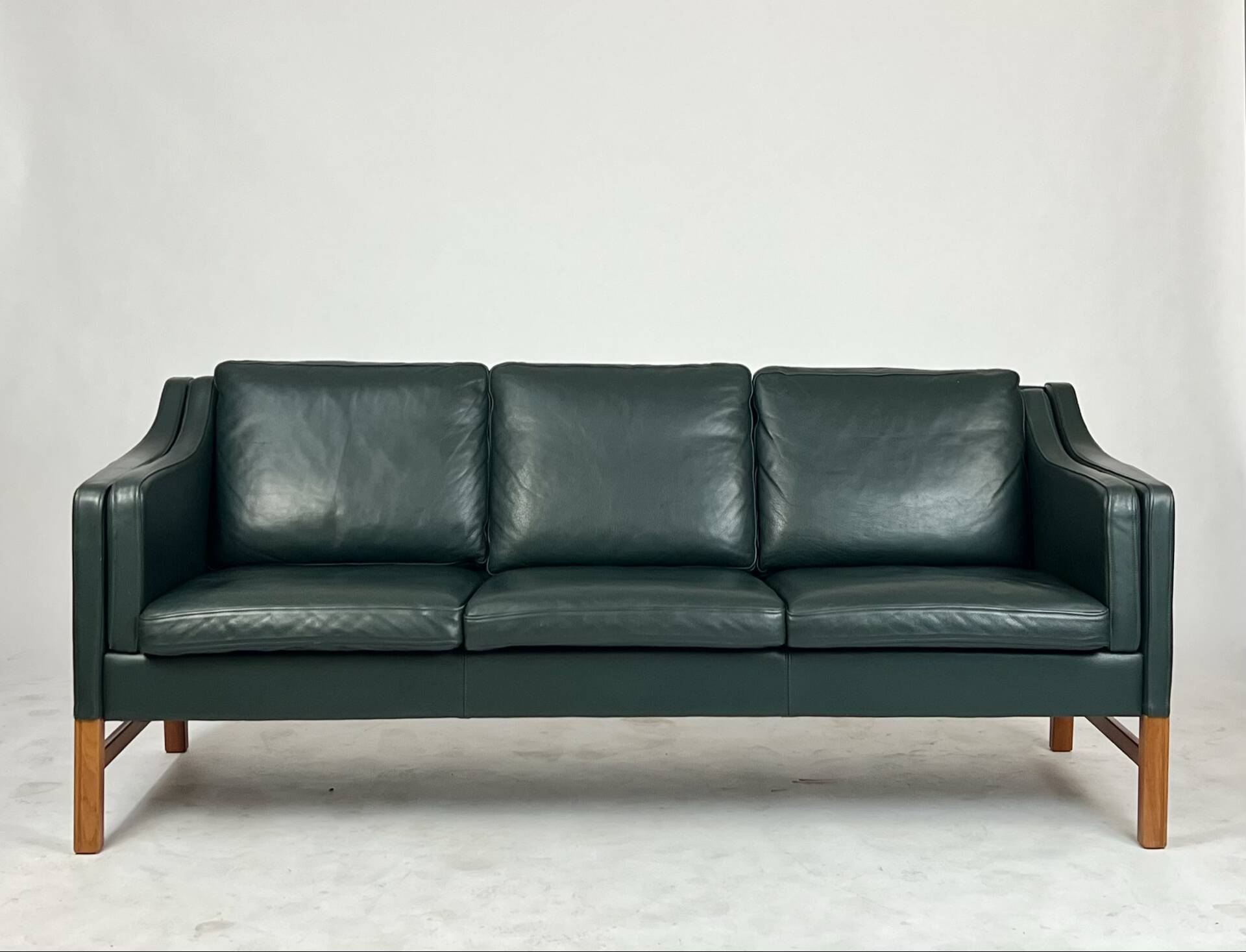 Danish leather sofa couch by Skippers furniture 70s 80s Design
