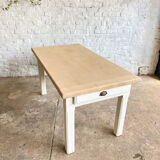 Ancienne table de ferme piétement patine blanche