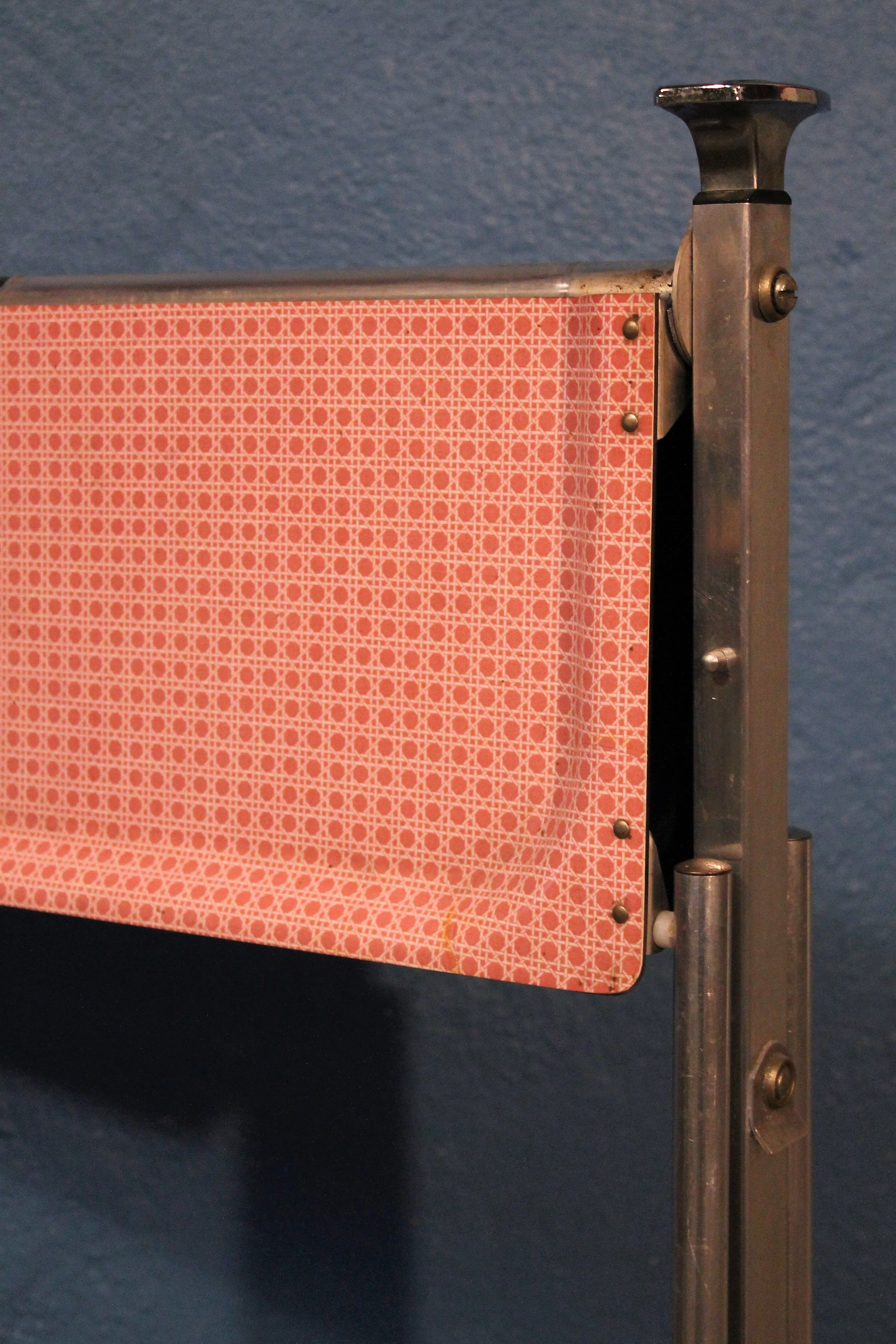 Serving table Vichy 1960 Textable