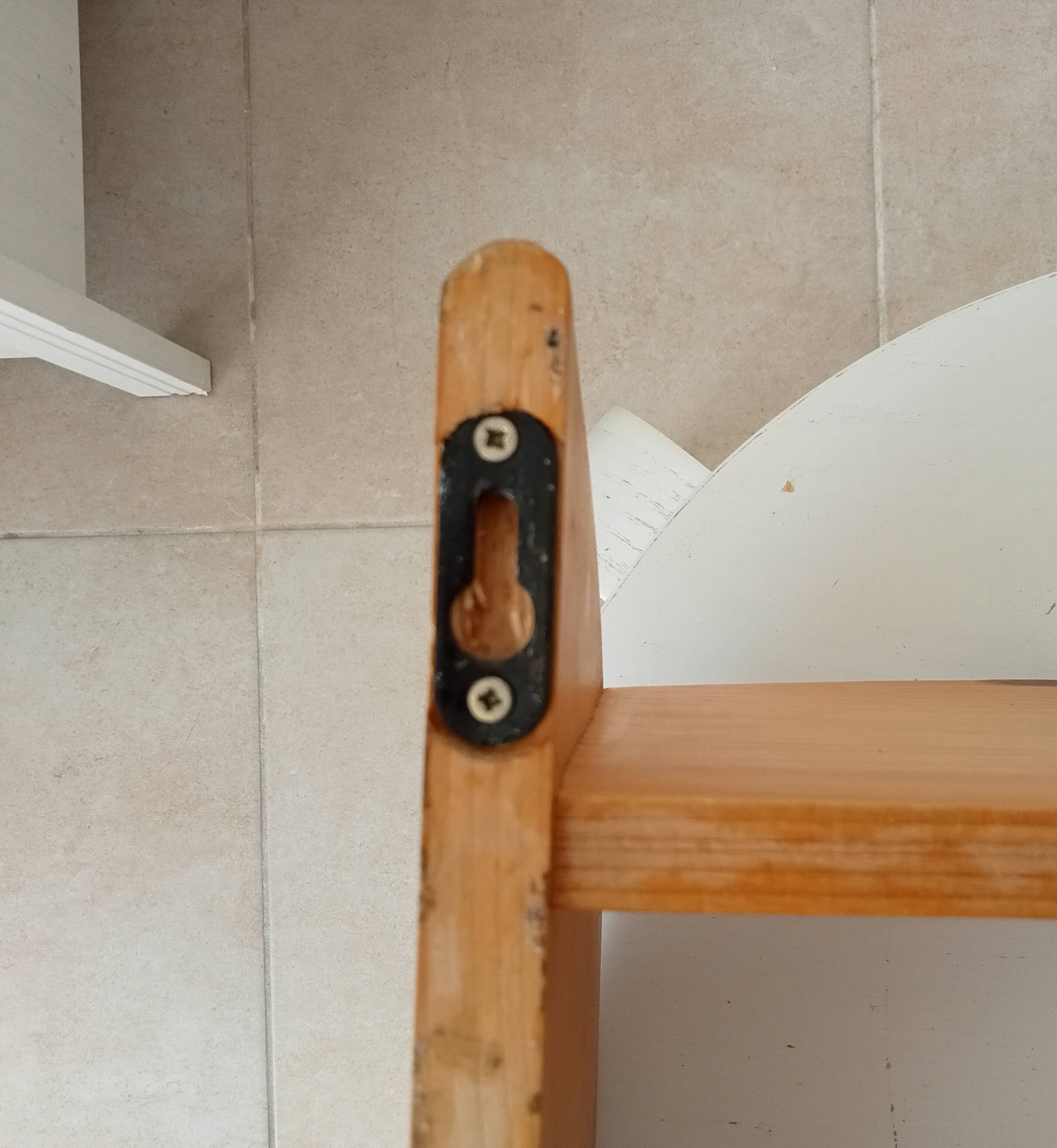 Vintage 90s pine wall shelf