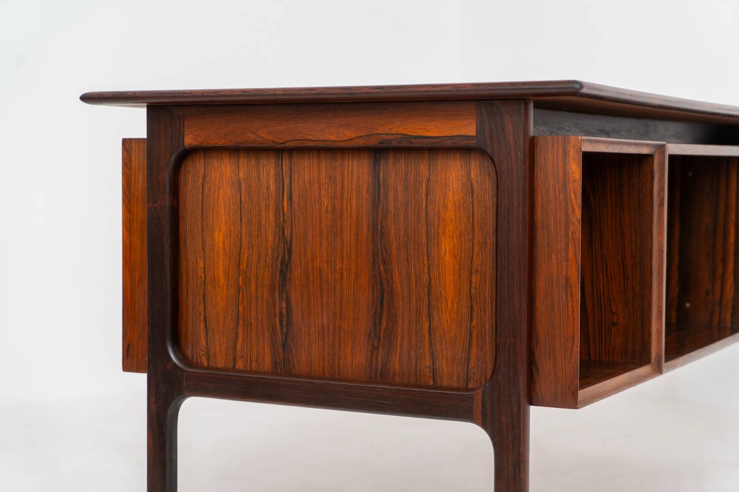 Bureau en palissandre par Edmund Brouer pour Brouer Møbelfabrik