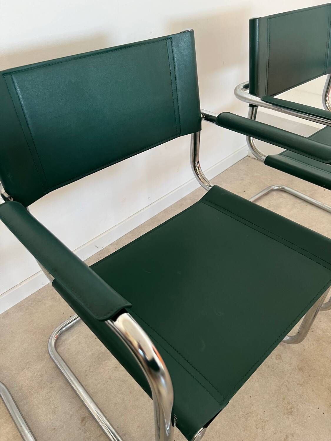 Set of 6 tubular chairs Bauhaus style design 80s/90s green