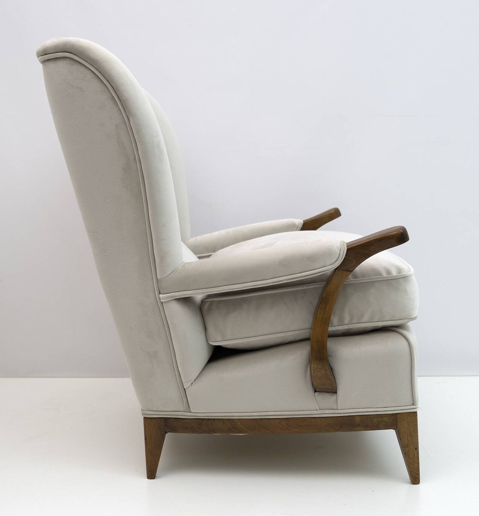 Attributed of Paolo Buffa Mid-Century Modern Italian Velvet Armchairs, 1950