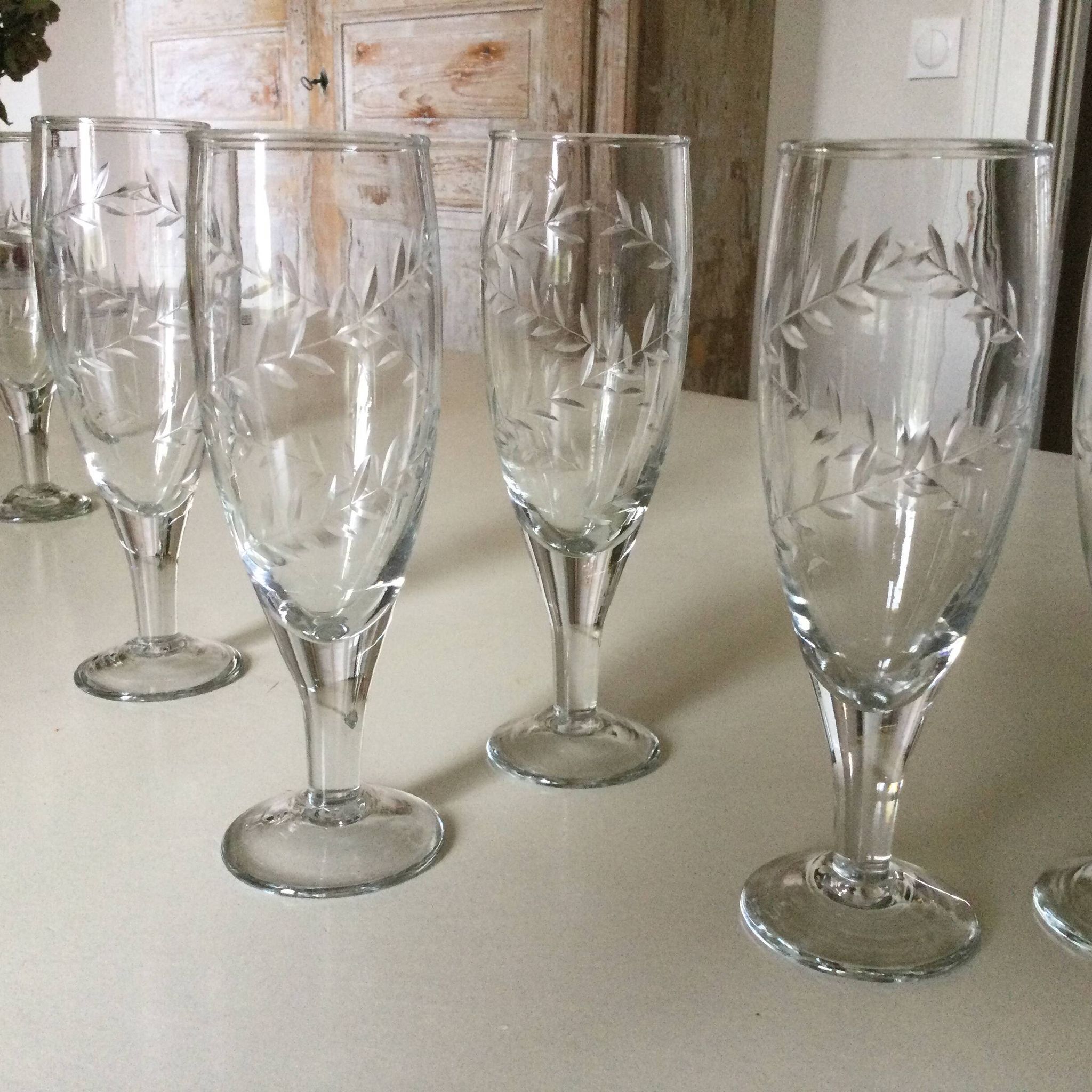 Lot de 8 flûtes à champagne