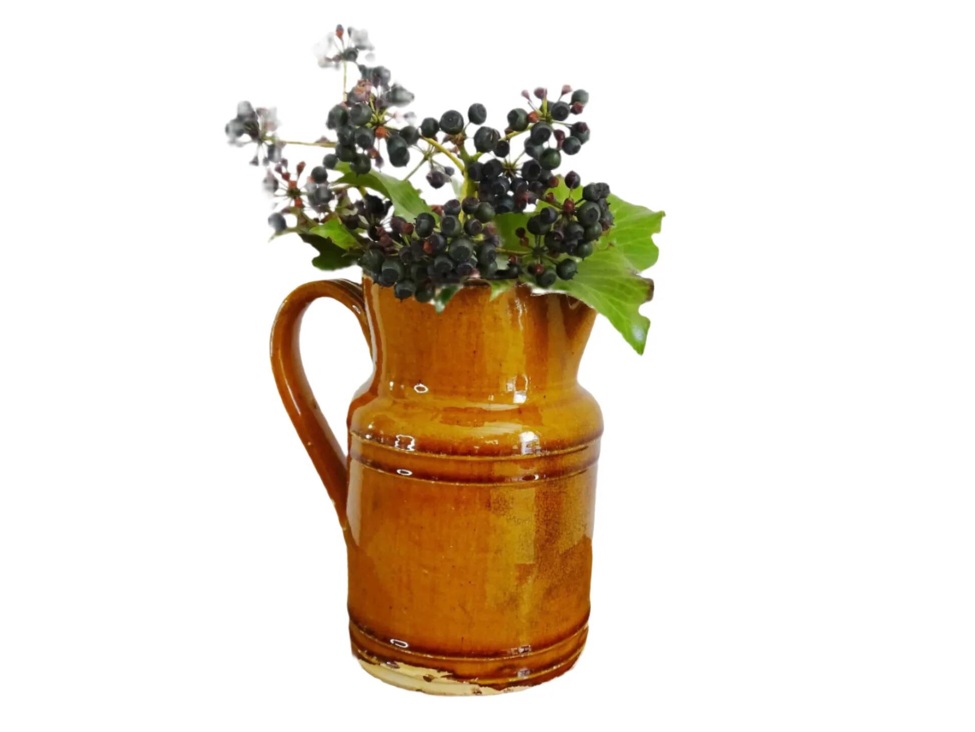 Pichet ancien en faïence française à glaçure orange