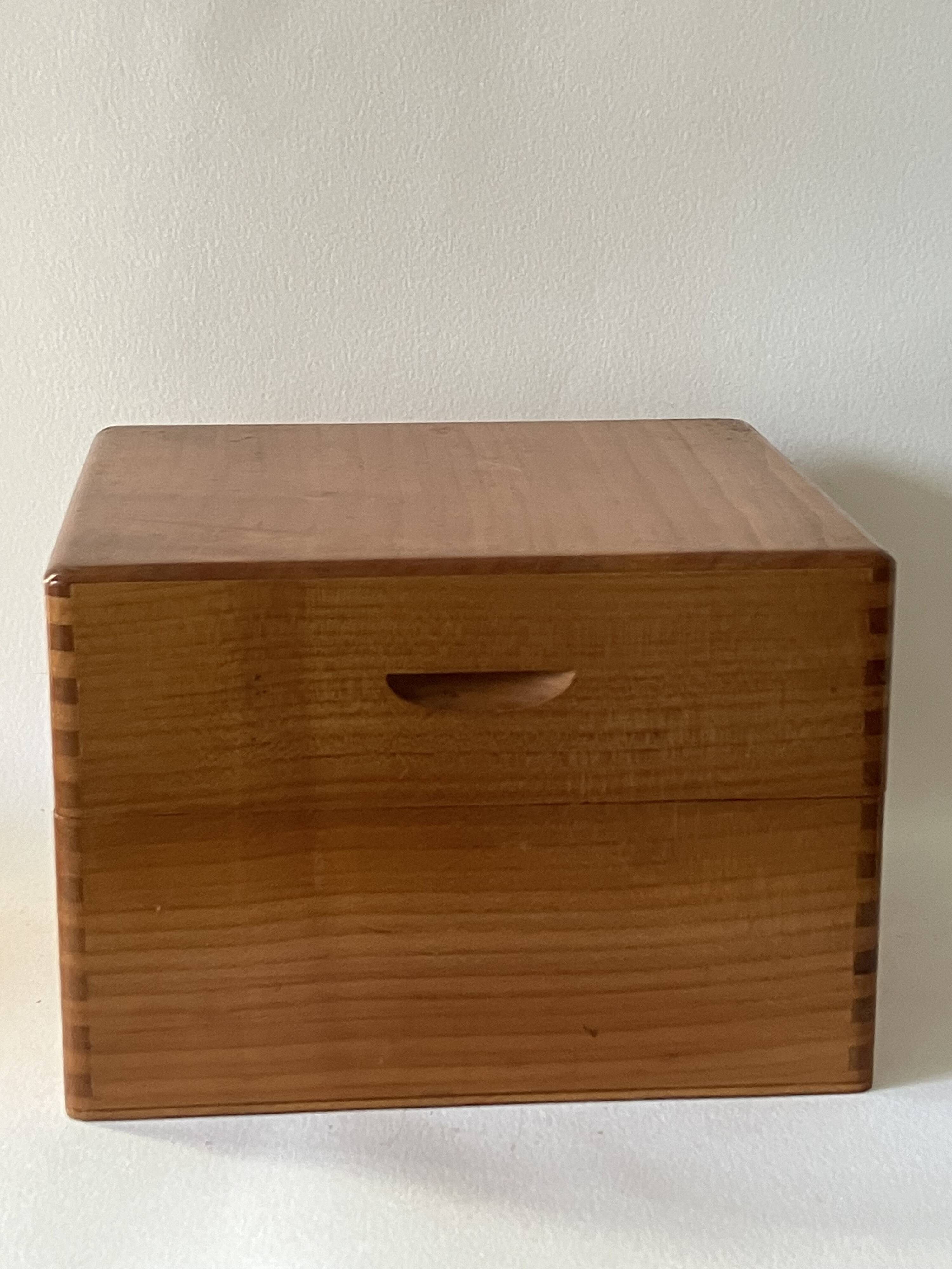 File box, office storage