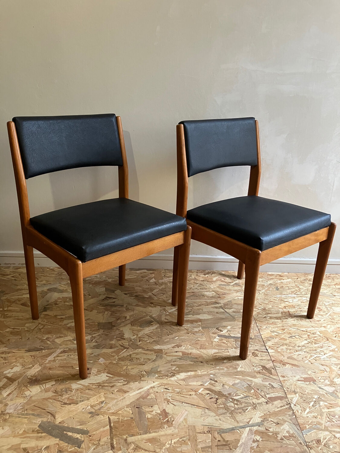Set of 4 chairs