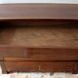 Commode Louis Philippe en noyer massif