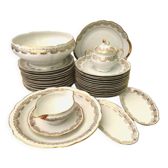 Porcelain service for 12 people