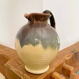 Ceramic pitcher / carafe