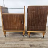 Paire de tables de nuit des années 50 avec plateau miroir
