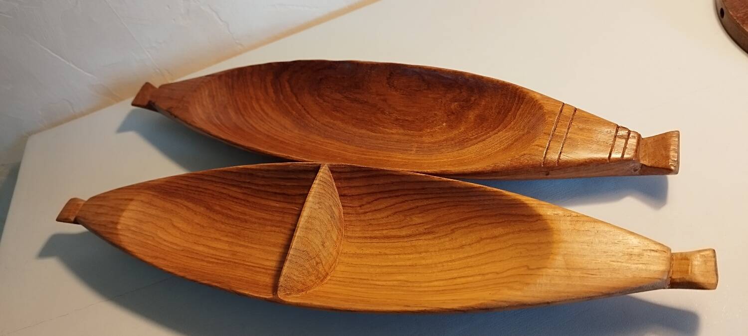Pair of wooden appetizer dishes