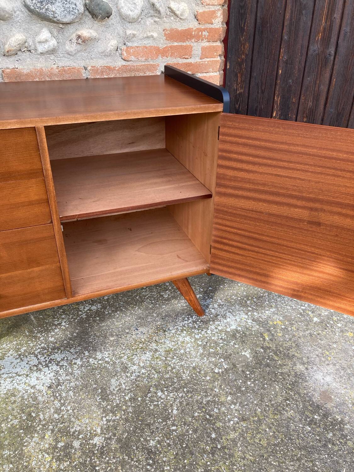 Vintage chest of drawers