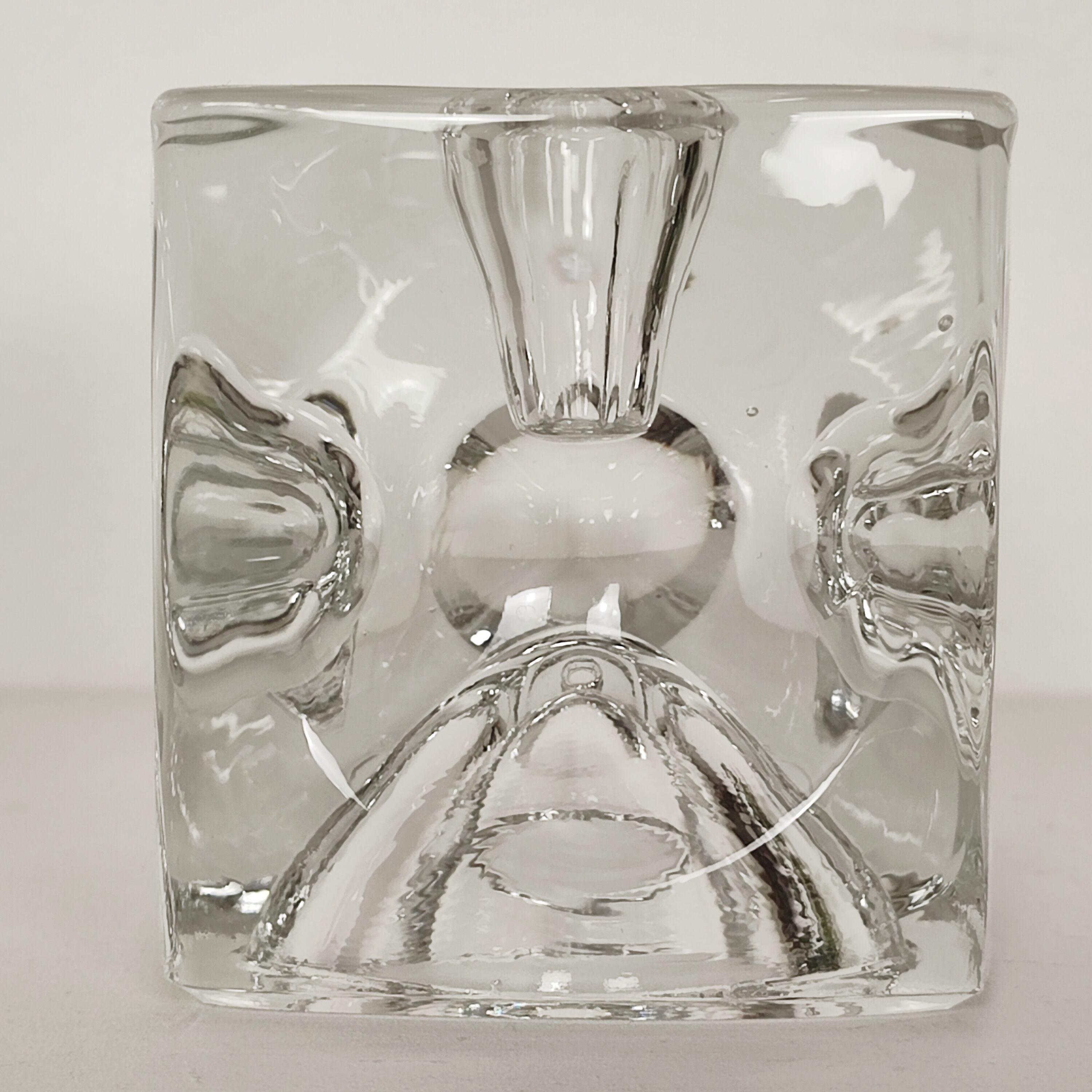 Ice cube crystal candle holders